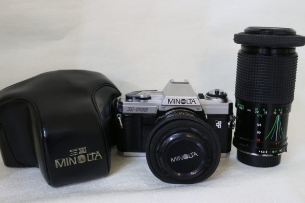 [중고] 삼성[필카] 미놀타 X-300 50mm 1:1.4 + 삼성 MD 70-210mm 1:4.0-5.6 전용케이스 전용강 배터리 49UV 52UV 고무후드